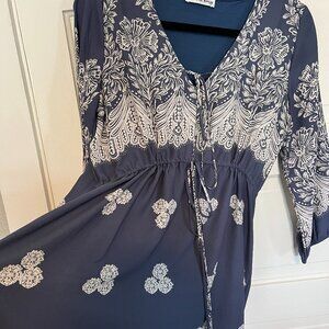 Wren & Ivory Nakia Midi in Dusty Blue